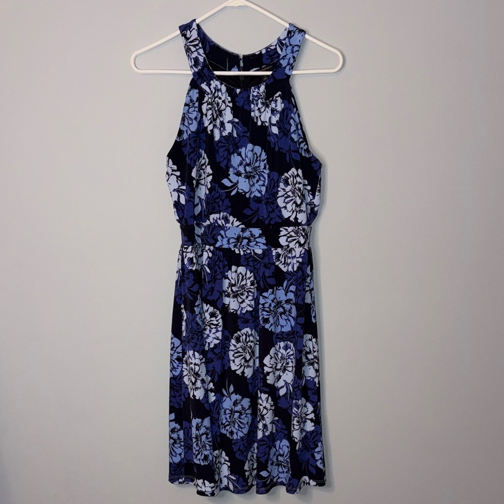 Banana Republic Blue and White Floral Midi Dress Size 8